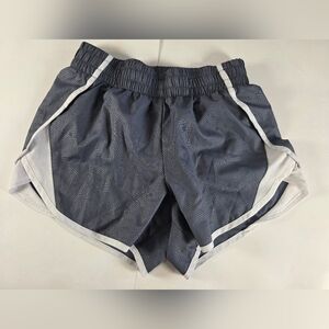 Athletic Works Women's Gray Patterned Shorts